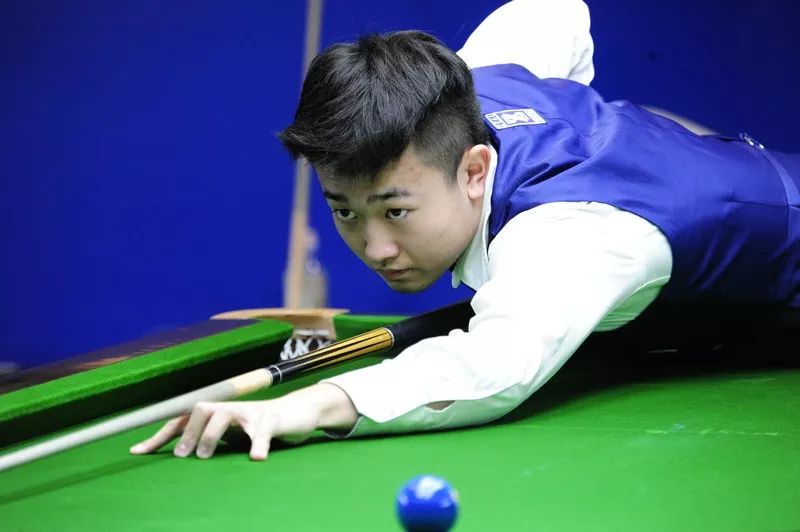 随着时间的 随着时间的