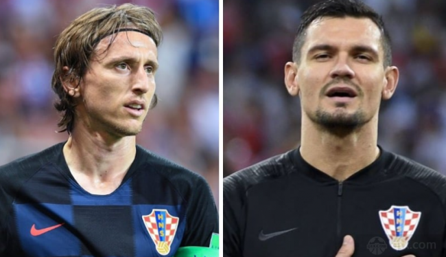 球员抱团 球员抱团