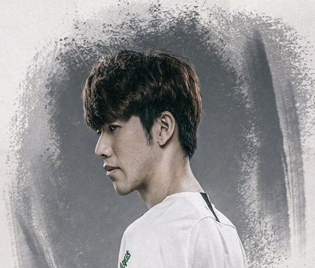 表现出色 表现出色